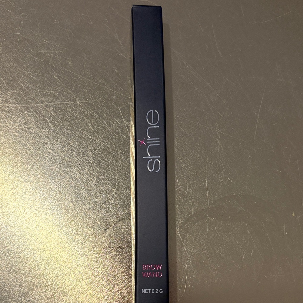 Thrive Shine Brow Wand - Thrive brown